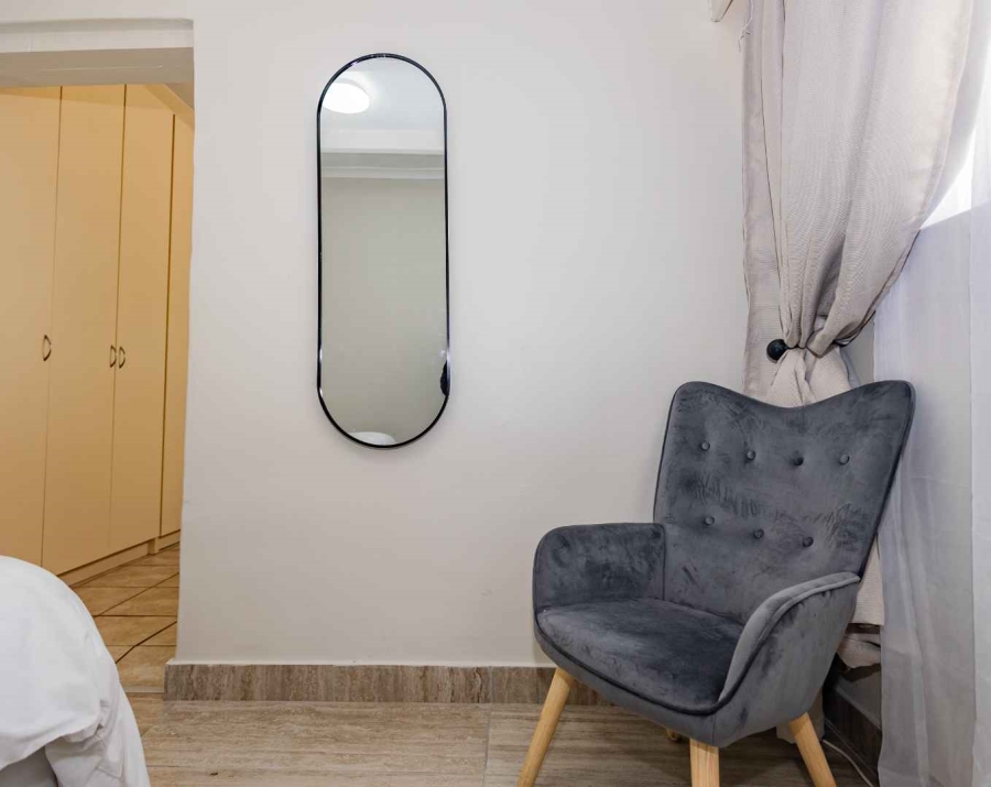 To Let 1 Bedroom Property for Rent in Oakdale Western Cape